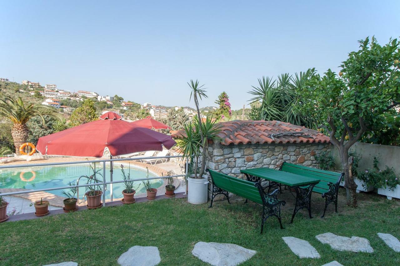 Hotel Rea Megali Ammos  Exterior photo
