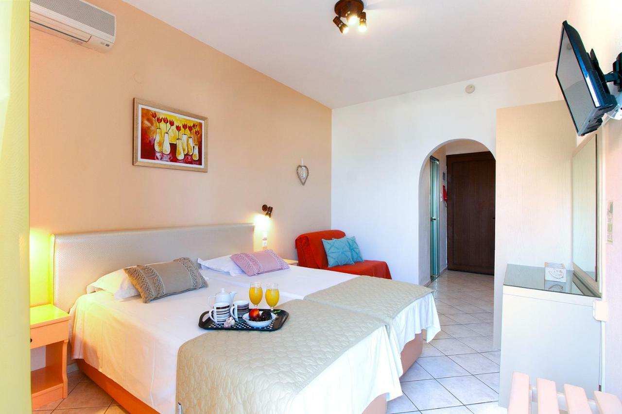 Hotel Rea Megali Ammos  Exterior photo